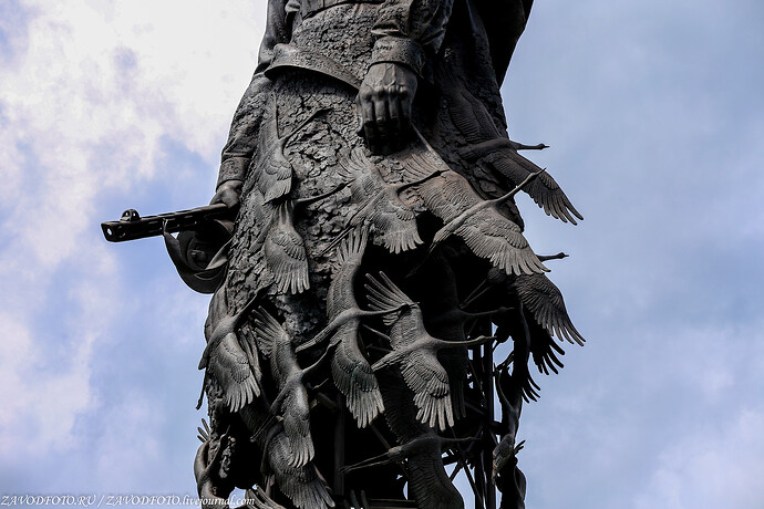 rzhev-memorial-soviet-soldier-russia-4