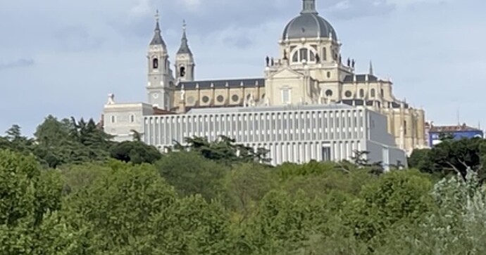 Captura de pantalla 2025-05-18 a las 21.38.58