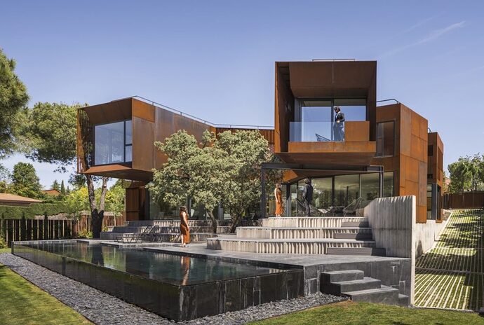 02_17BI_Borja-Lomas_La-casa-que-se-bifurca-1024x690