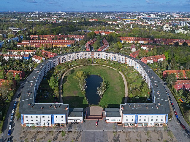 Berlin_Hufeisensiedlung_UAV_04-2017