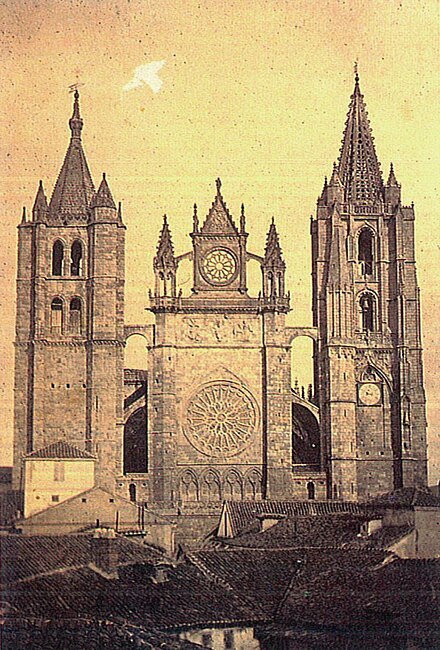 Leon_catedral,_fachada_occidental_en_1875