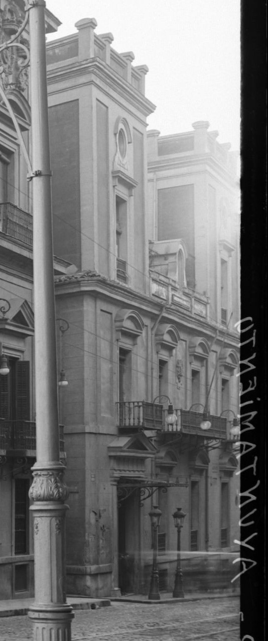 711b584037eb19a2a779a643a75637c1~2