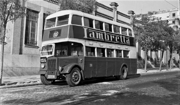 AUTOBUS 16