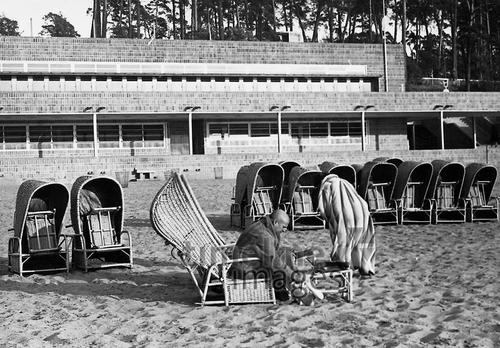 badegäste-im-strandbad-wannsee-1933_00229755_p_220560